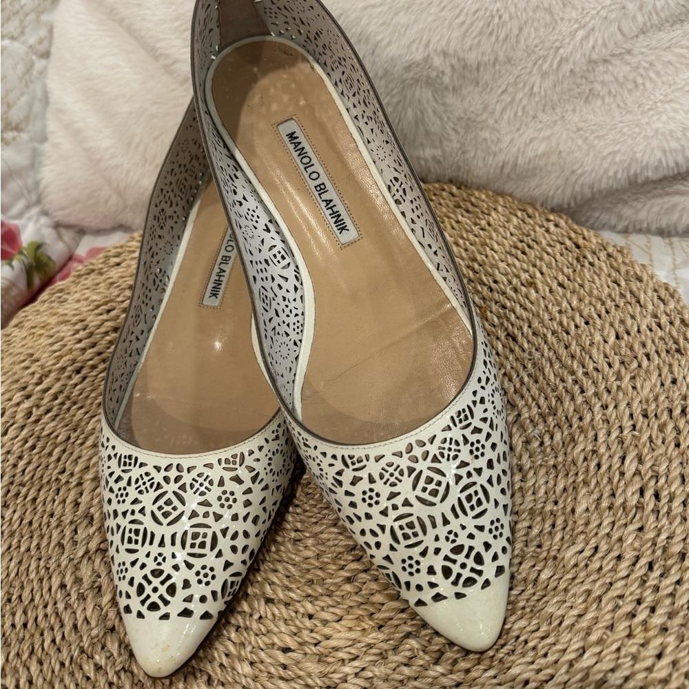 MANOLO BLAHNIK flats size 37 1/2